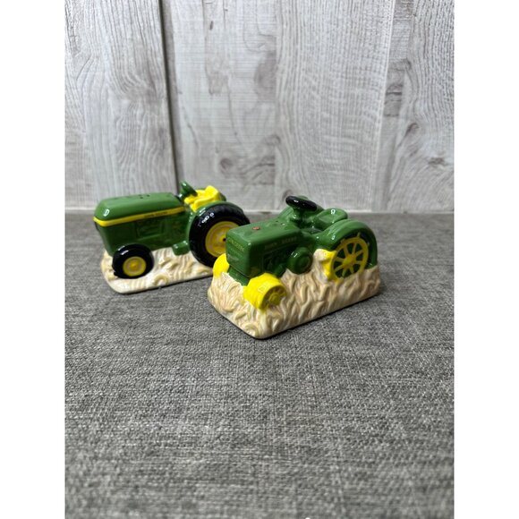 John Deere Tractor Ceramic Salt & Pepper Shakers Licensed Collectible Farmhouse - Picture 1 of 7